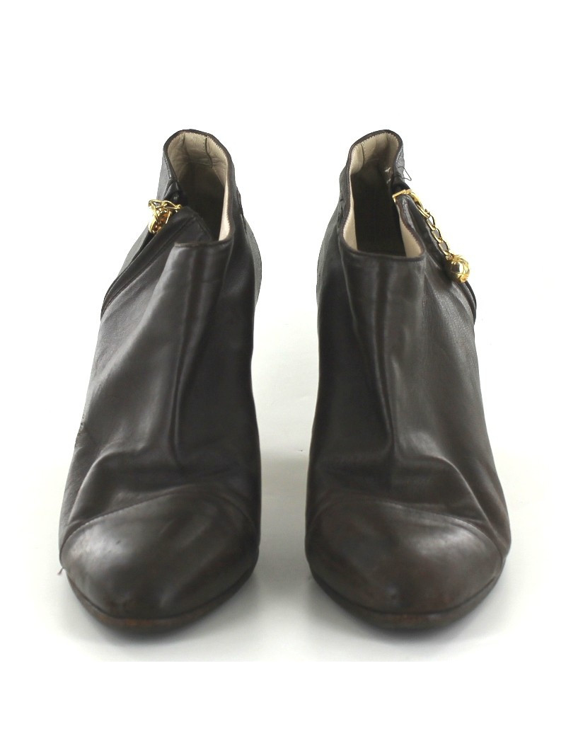 Bottines CHANEL en cuir marron foncé T 37,5