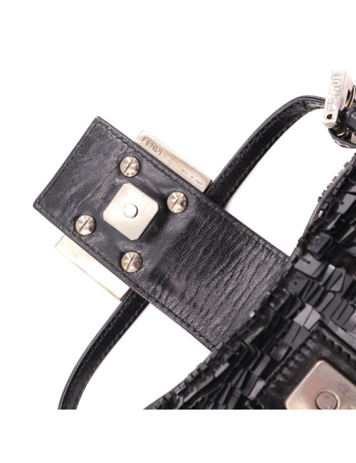 Sac à rabat CHANEL 19 cuir d'agneau noir