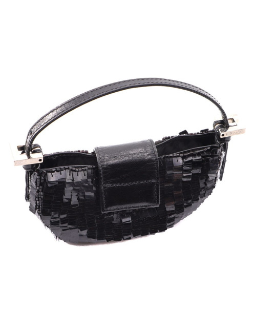 Sac à rabat CHANEL 19 cuir d'agneau noir