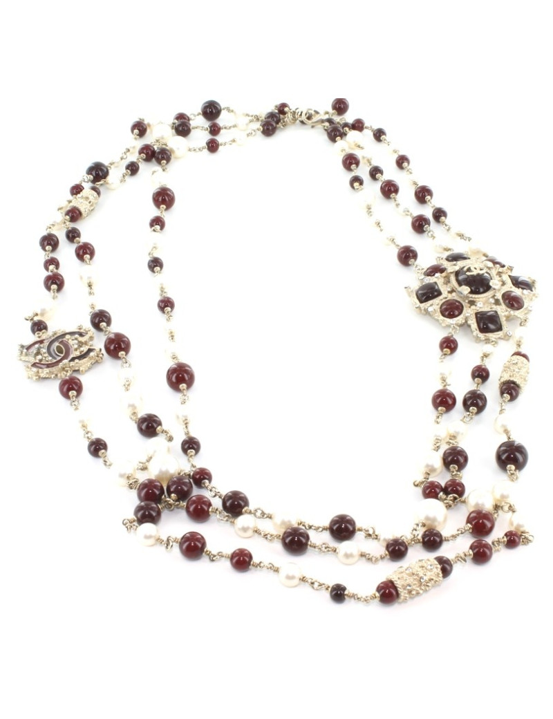 Sautoir CHANEL triple rangs en perles et pâte de verre rouge
