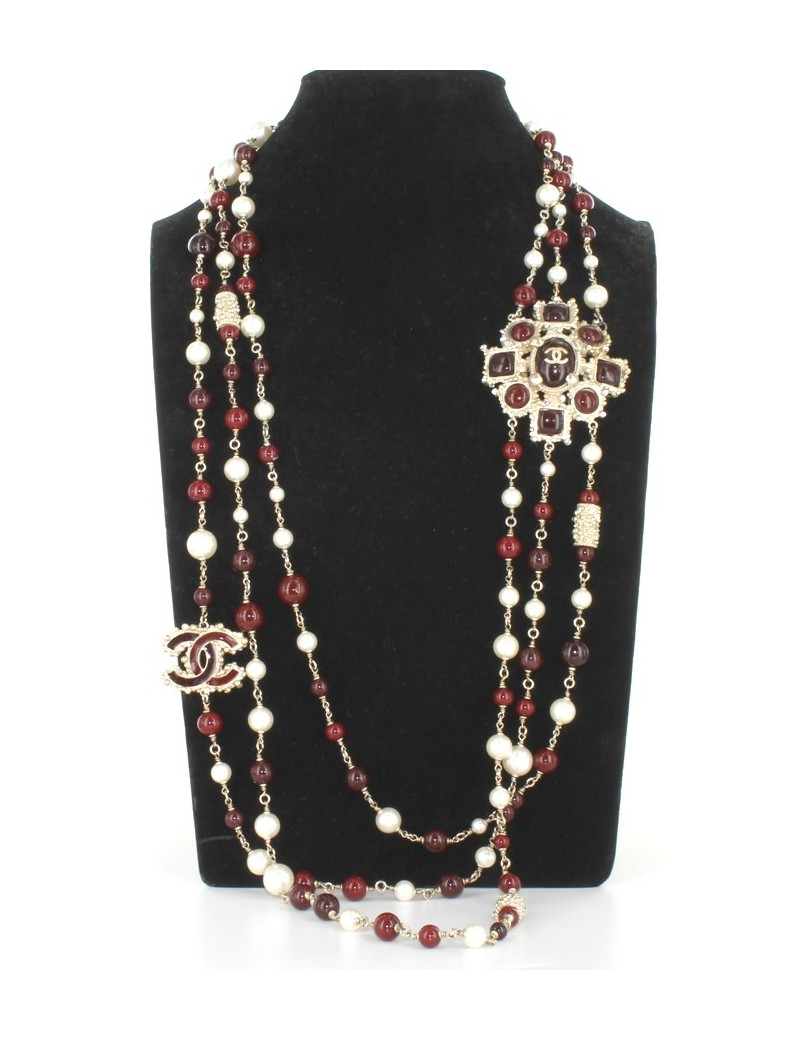Sautoir CHANEL triple rangs en perles et pâtes de verre rouge