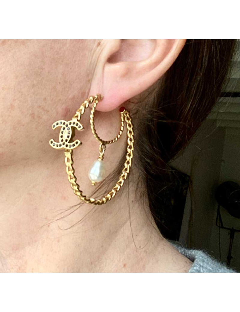 Créoles CHANEL strass et perles nacrées