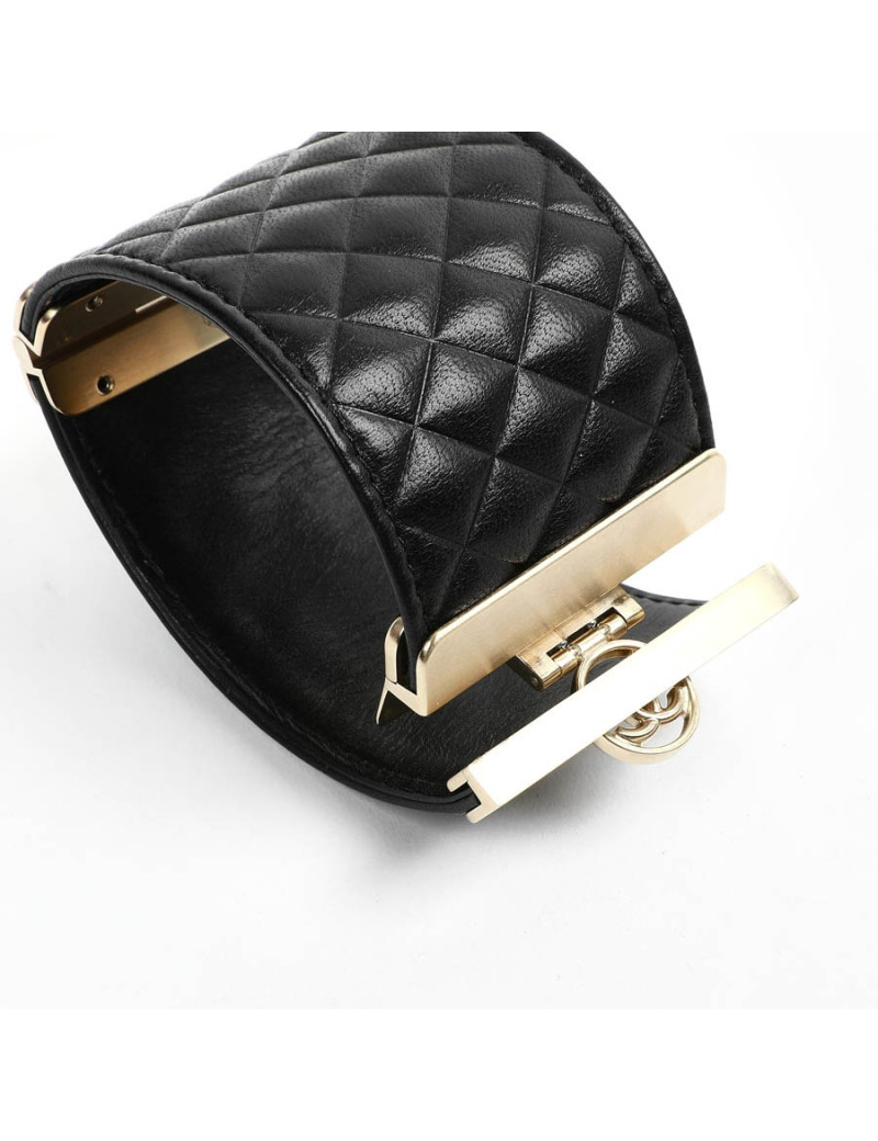 Manchette matelassée CHANEL noire