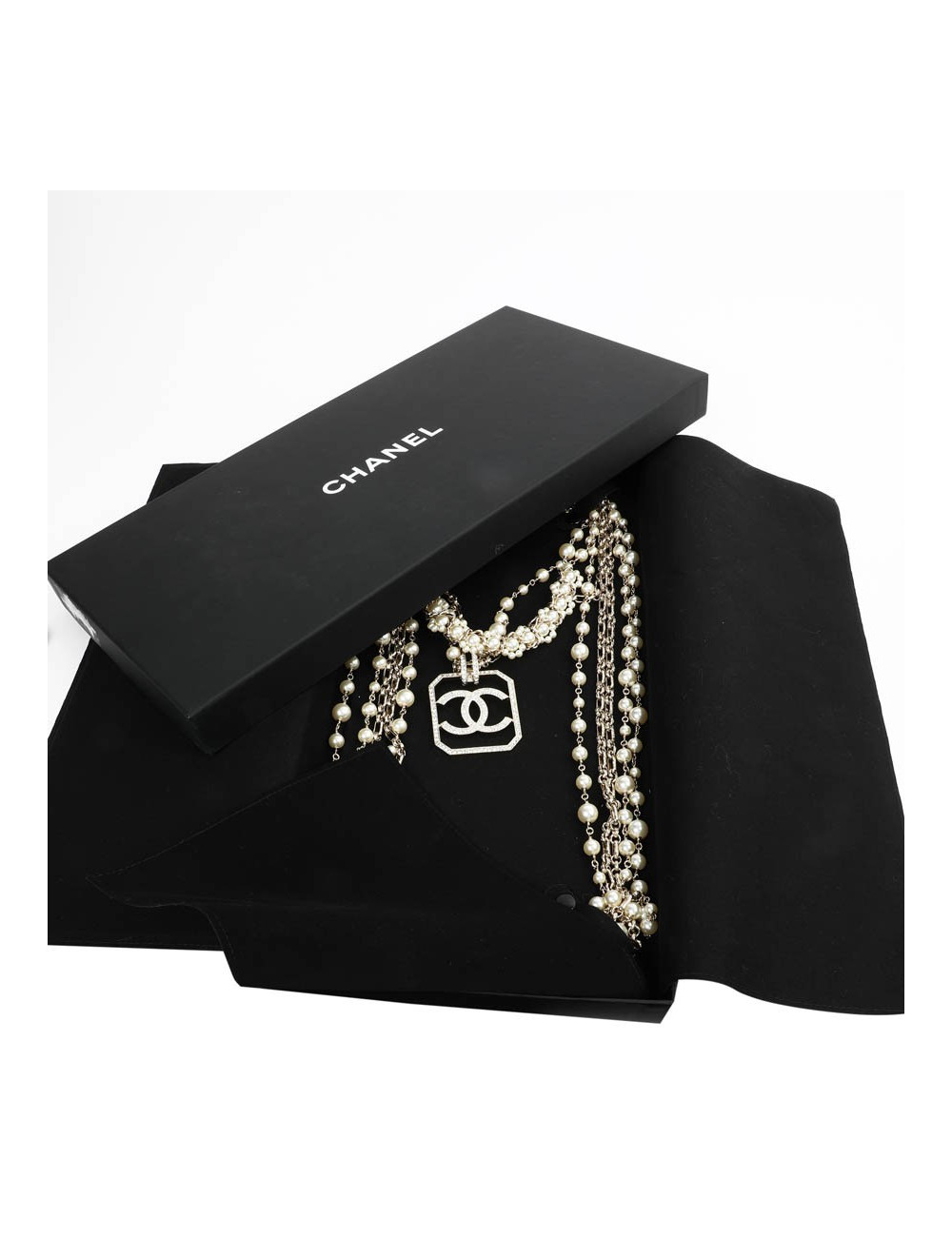 CHANEL Sautoir 5 rangs pendentif