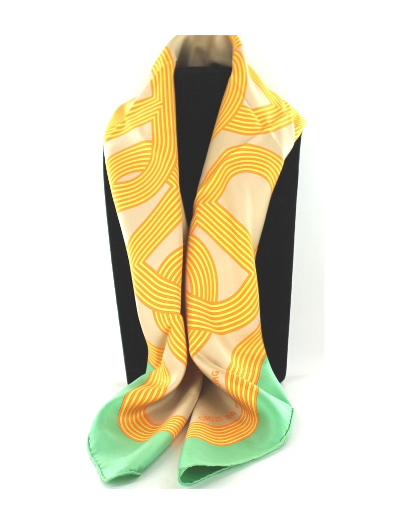 Foulard HERMES en soie "Circuit 24 Faubourg"
