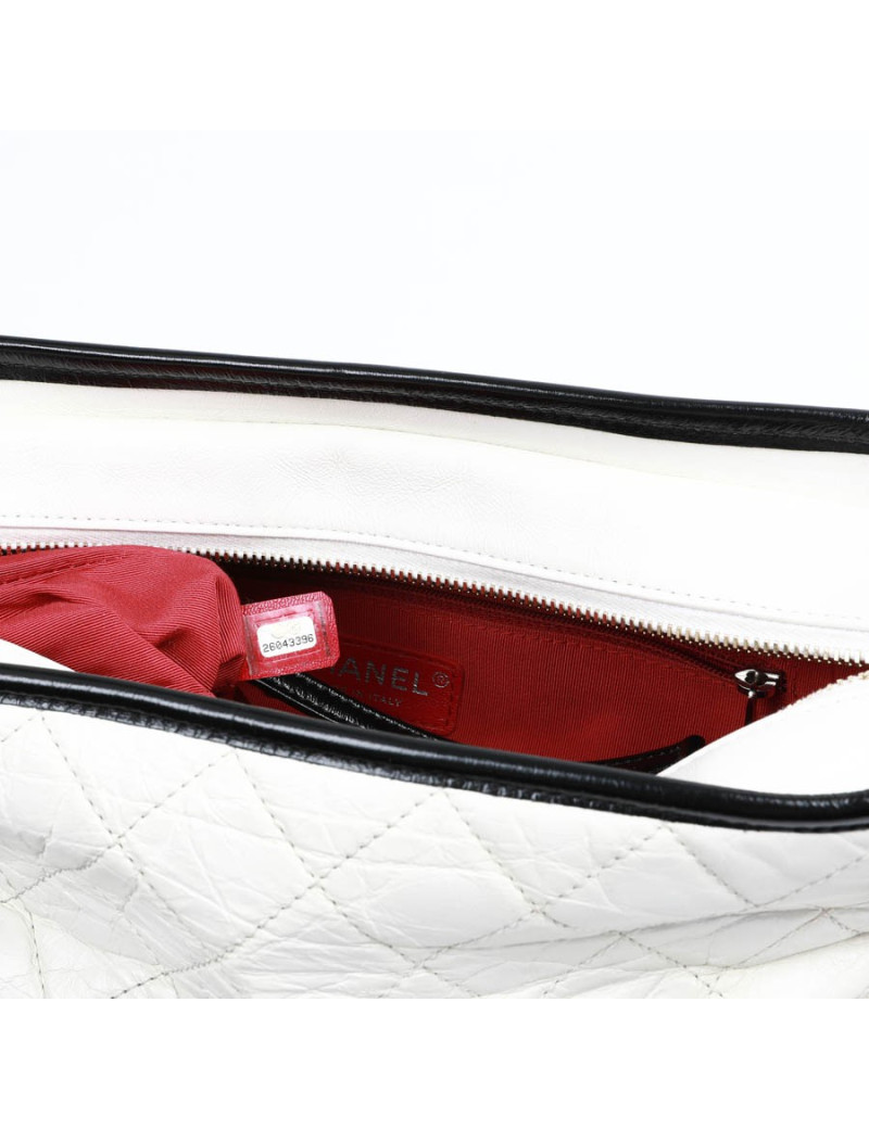 Sac CHANEL Gabrielle bicolore blanc et noir