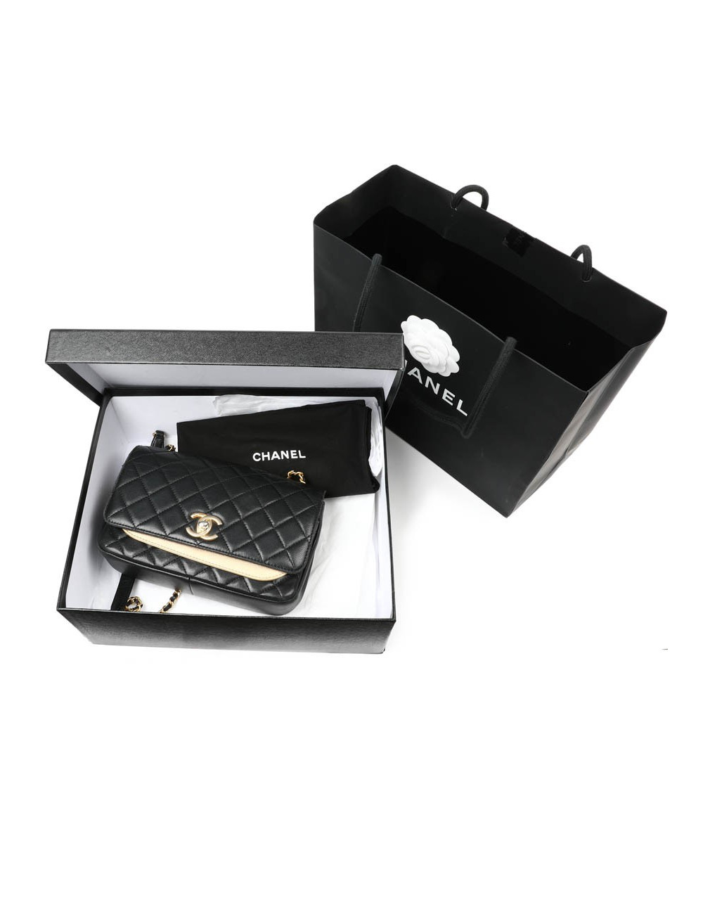 Petit sac CHANEL à rabat CHANEL