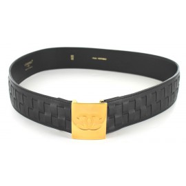 CHANEL black braided leather belt with a CC buckle