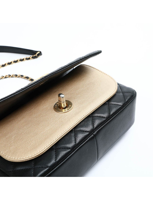 Petit sac CHANEL à rabat CHANEL