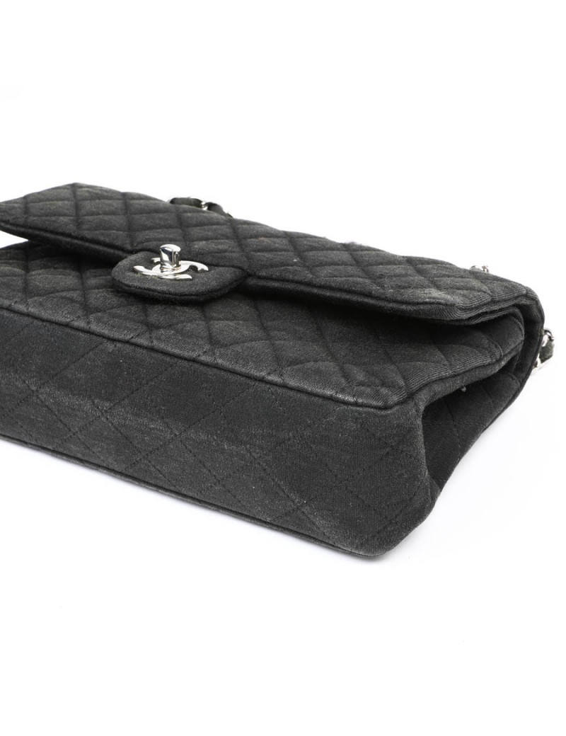 Timeless CHANEL vintage jersey noir