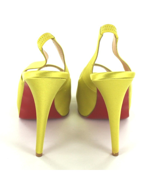Escarpins CHRISTIAN LOUBOUTIN satin jaune