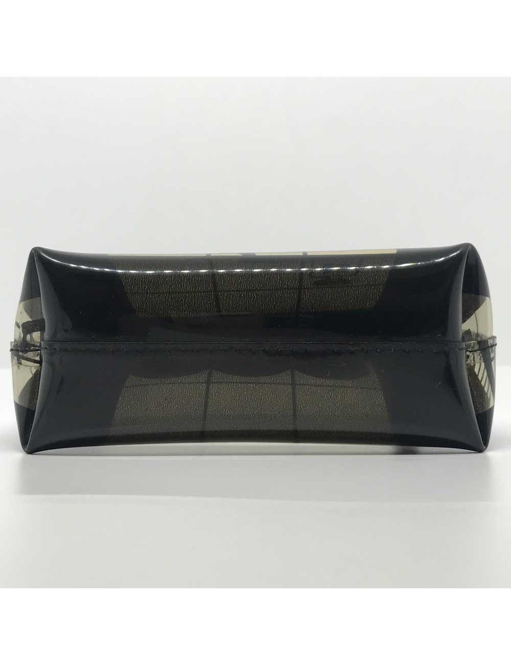 Trousse CHANEL  en plastique