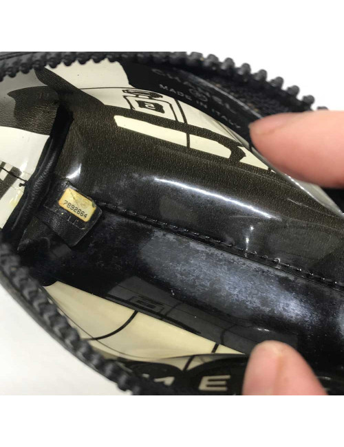 Trousse CHANEL  en plastique