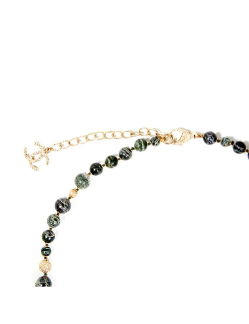 Sautoir CHANEL serti de perles en pierre 