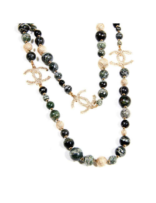 Sautoir CHANEL serti de perles en pierre 