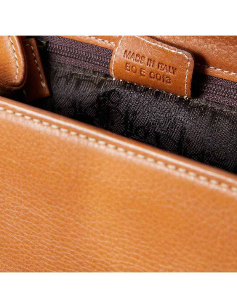 Sac CHRISTIAN DIOR cuir effet selle