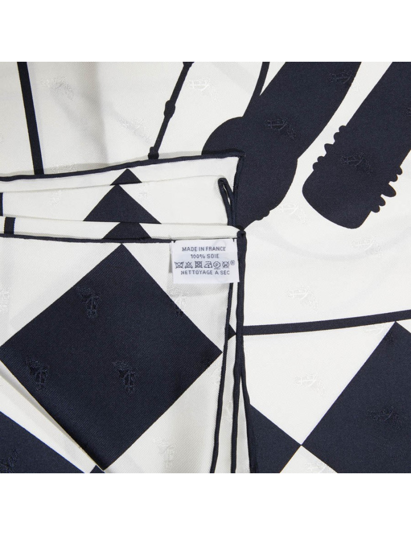 Carré géant 100% soie Quadrige HERMES Fouets et Badines