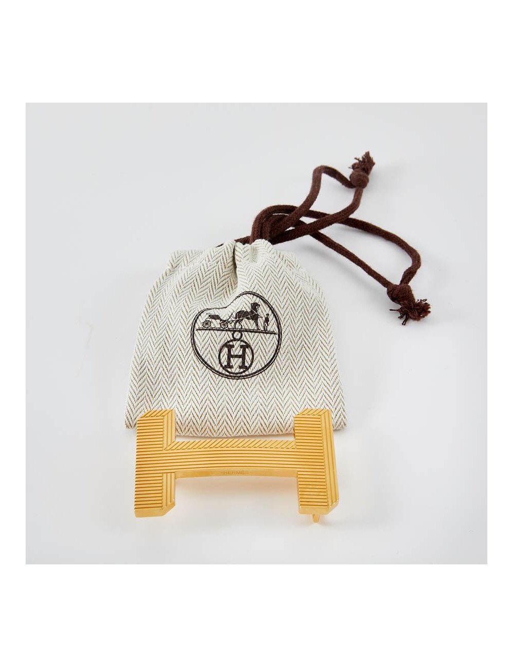 Boucle de ceinture HERMES striée dorée