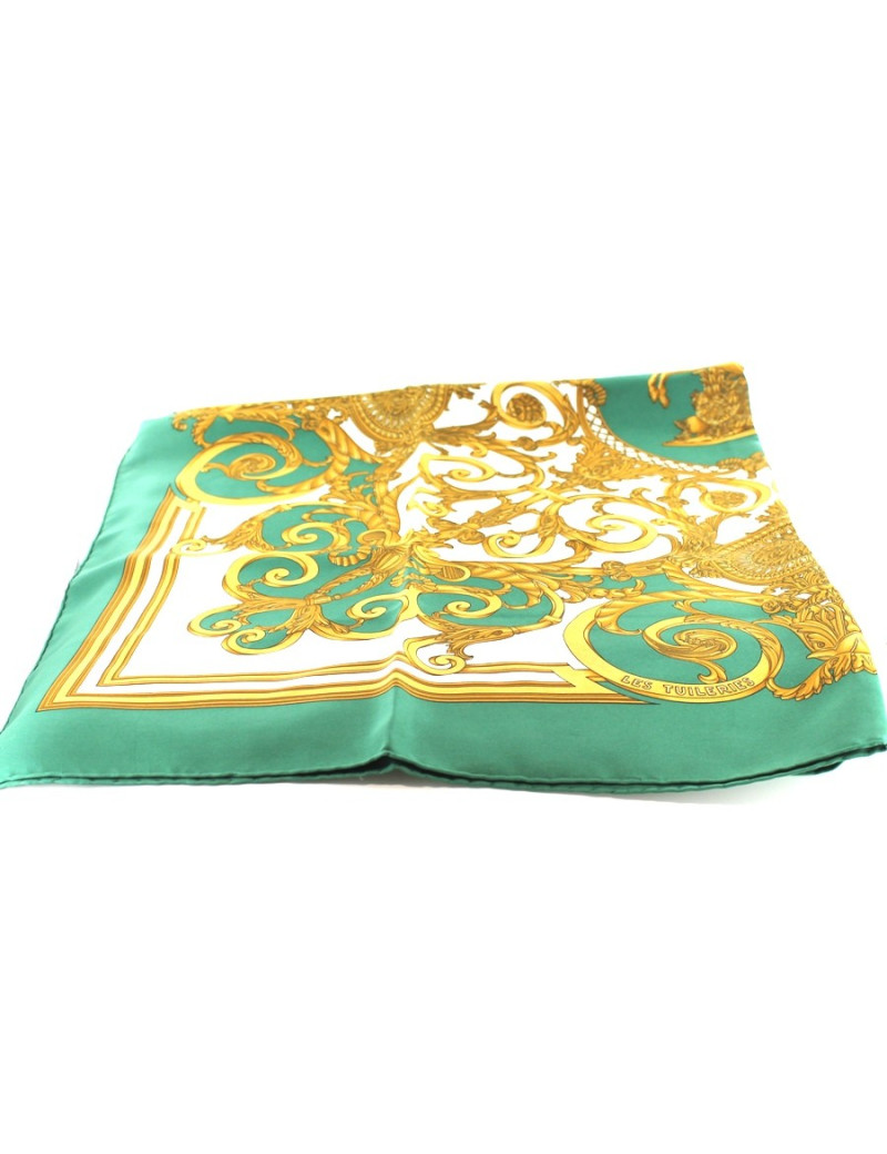 Foulard HERMES en soie Les Tuileries