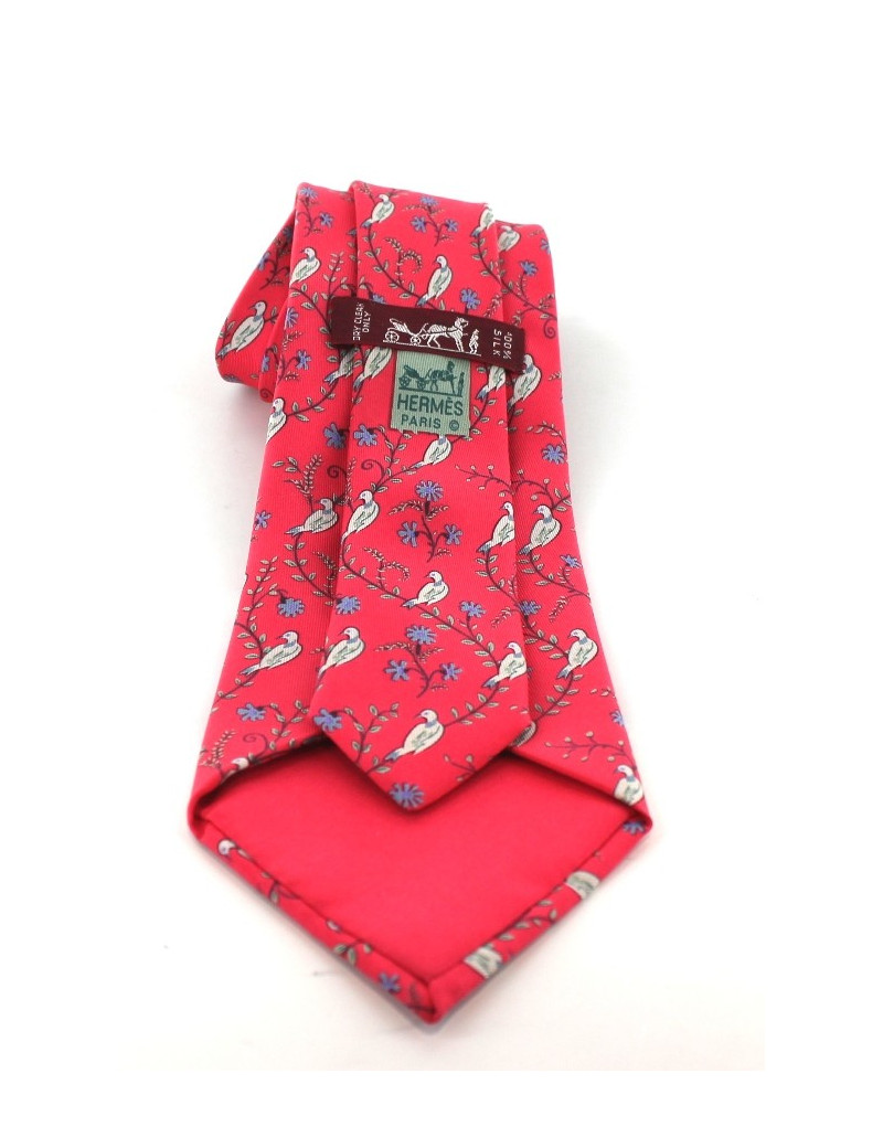 Cravate HERMES en soie rose imprimé oiseaux