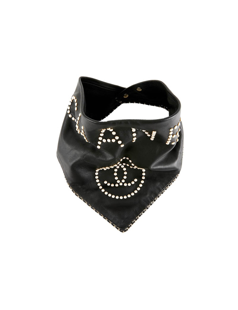 Bandana CHANEL cuir d'agneau clouté noir