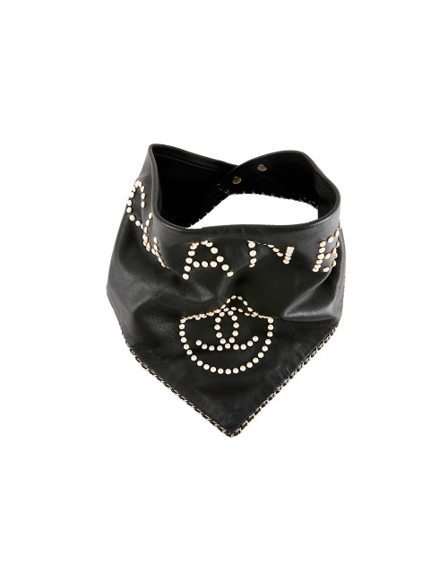 Bandana CHANEL cuir d'agneau clouté noir