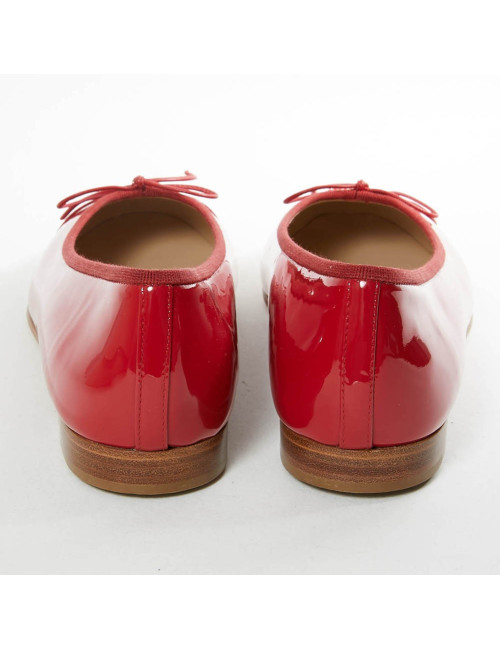 Ballerines T 39.5 CHANEL cuir verni rouge