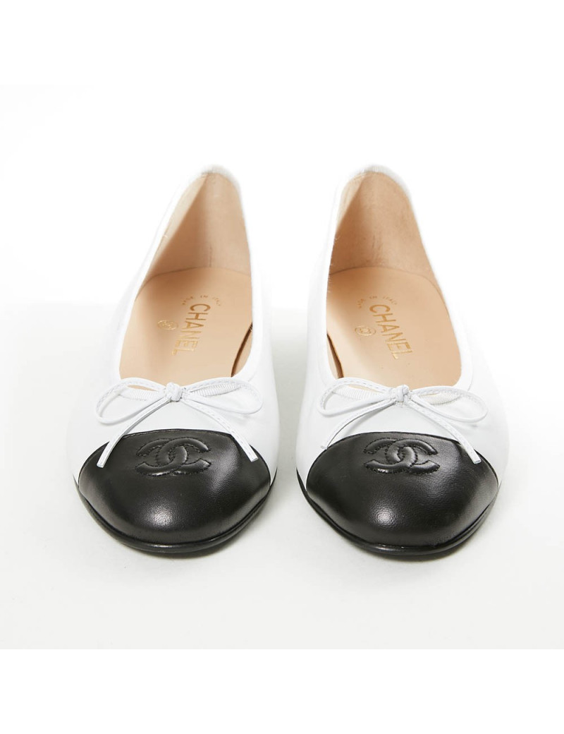 Ballerines CHANEL T40 bicolore blanc et noir