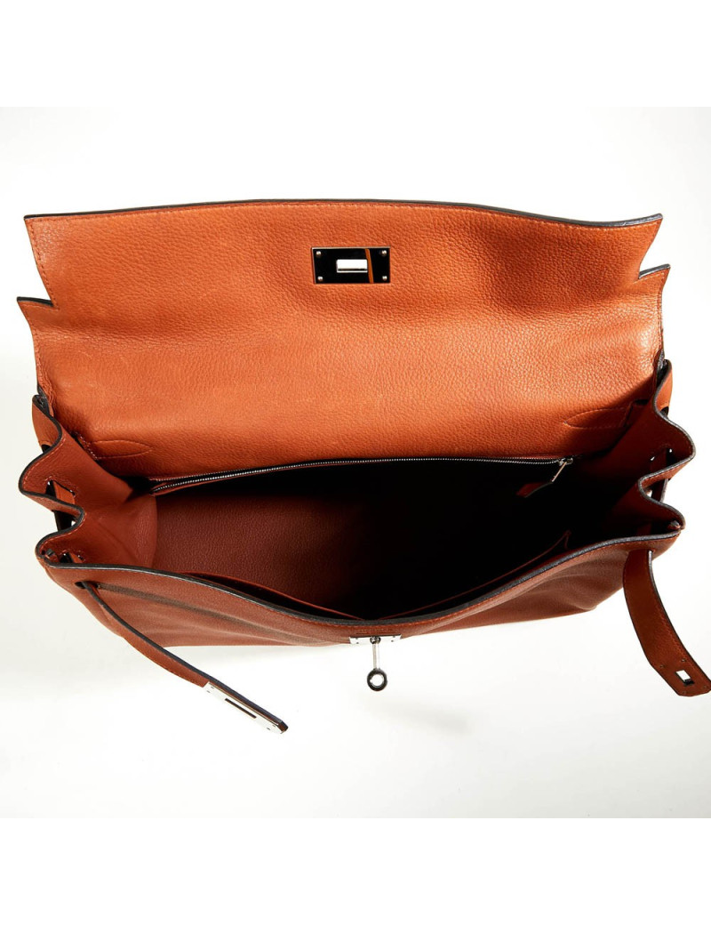 Kelly 40 HERMES cuir grainé fauve