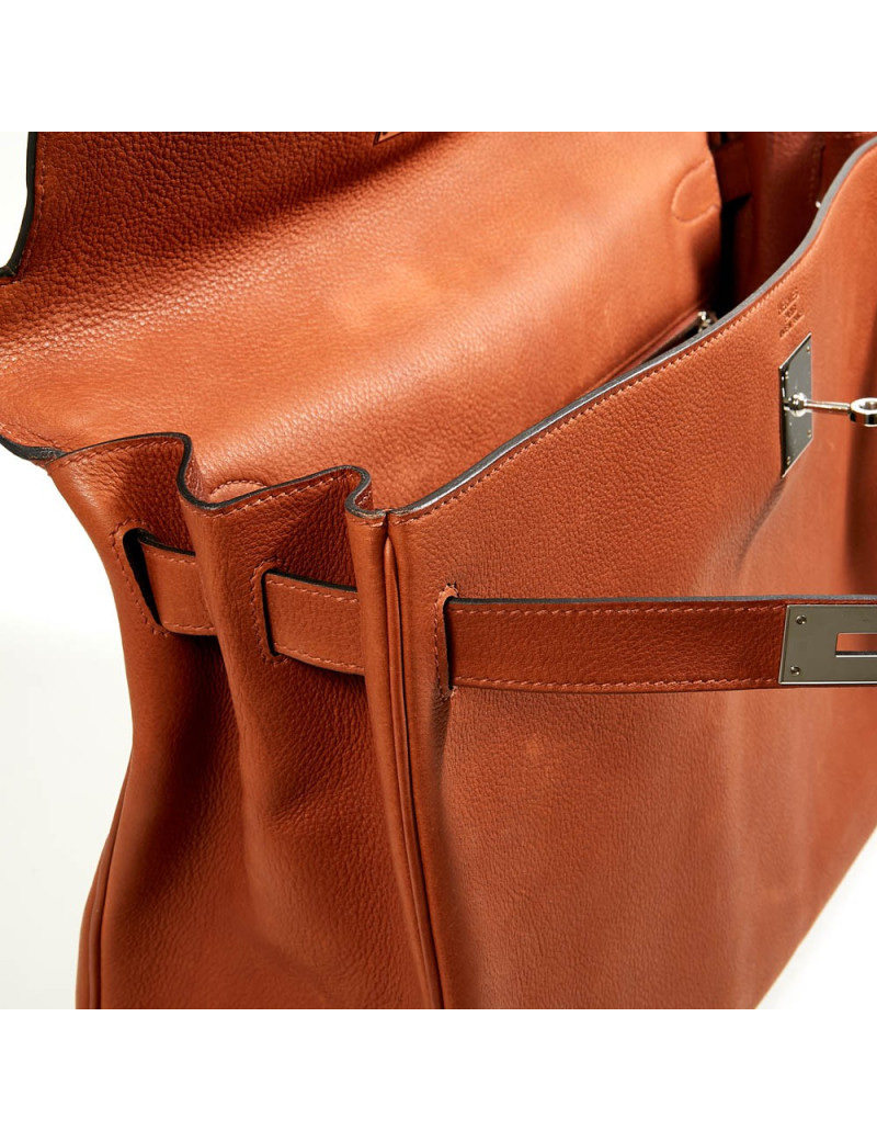 Kelly 40 HERMES cuir grainé fauve