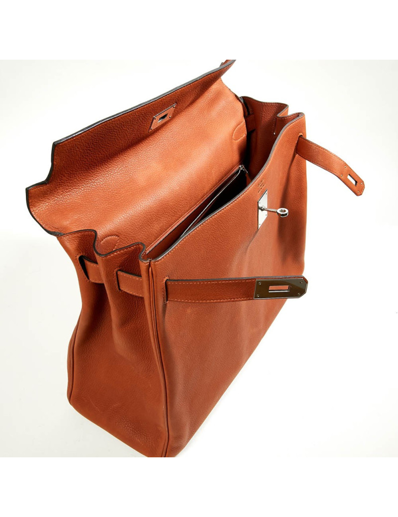 Kelly 40 HERMES cuir grainé fauve