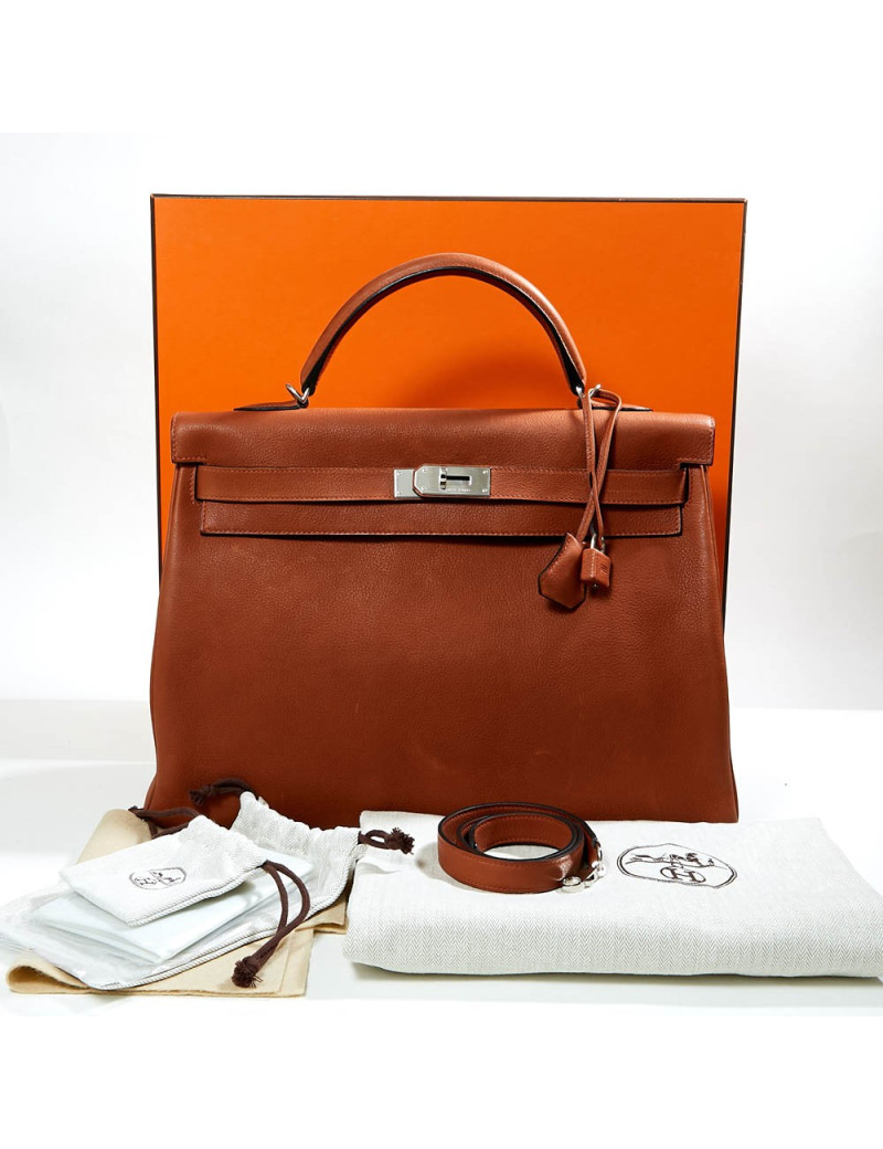 Kelly II 40  retourné HERMES taurillon saddle fauve