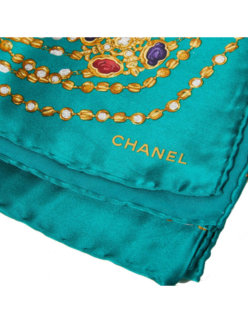 Carré CHANEL soie 100% motifs sautoirs vintage