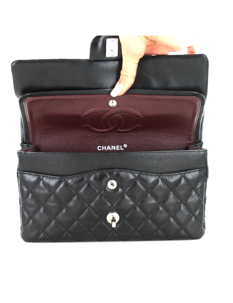 Sac CHANEL TIMELESS en cuir d'agneau noir et chaîne argent