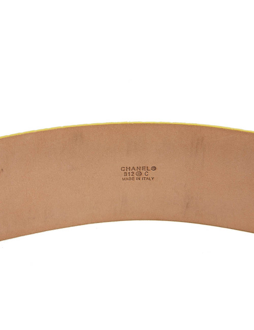 Ceinture CHANEL cuir façon lézard jaune