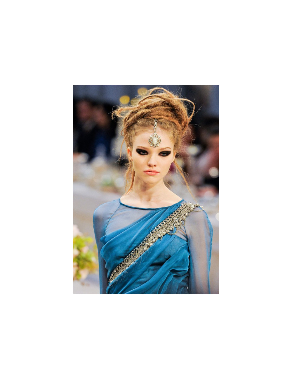 CHANEL Bijou de cheveux Paris-Bombay