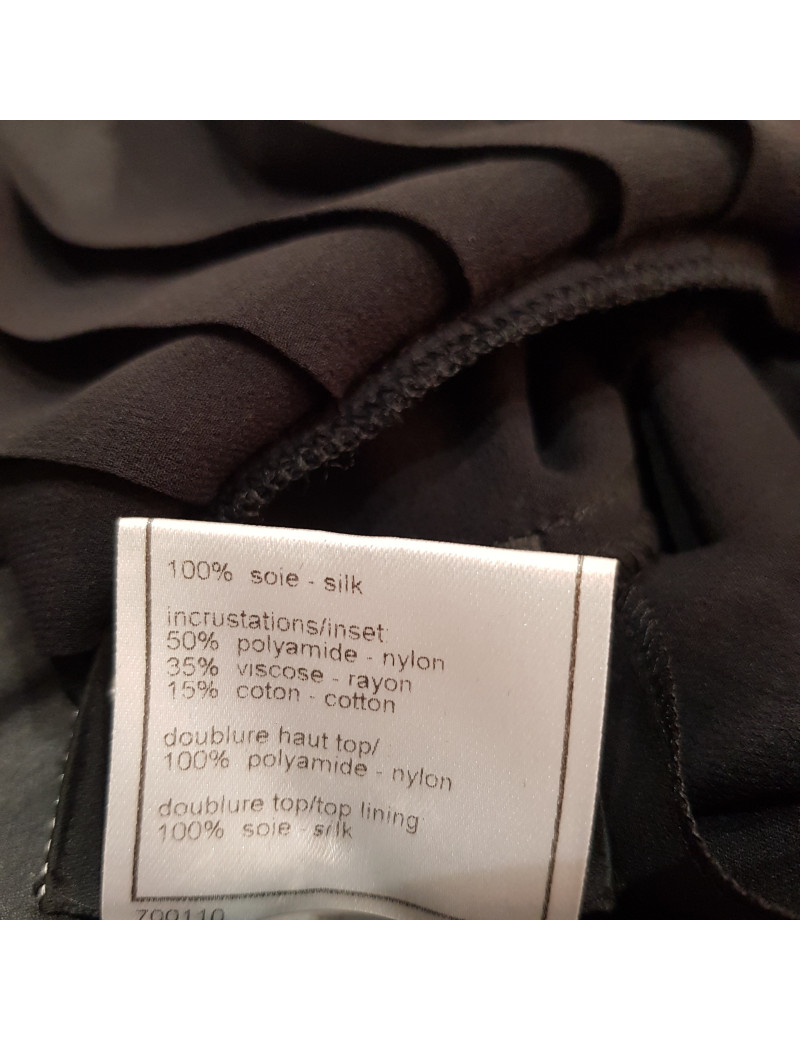 Blouse courte t 38 CHANEL soie noire plissée
