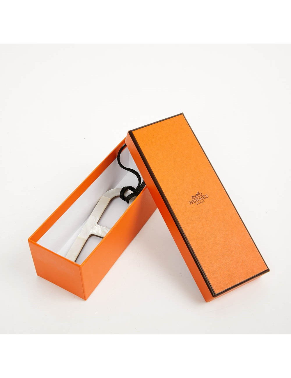 HERMES collier chaine d'ancre nacré