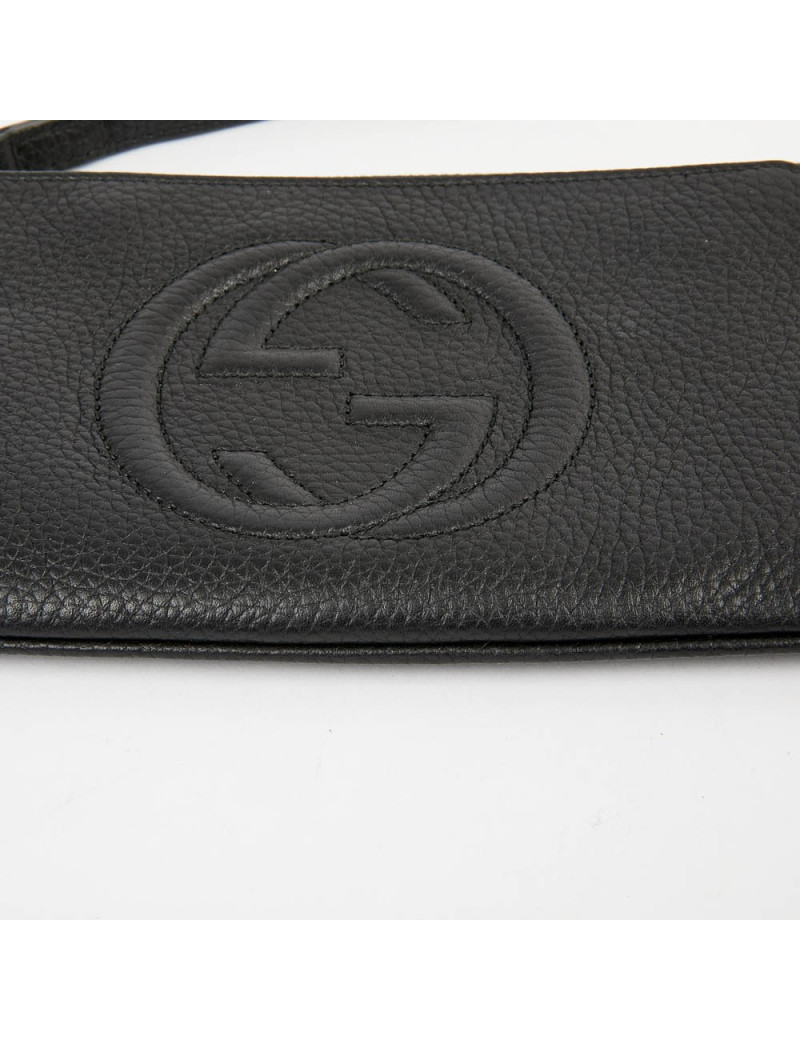 Pochette Soho GUCCI cuir grainé noir 