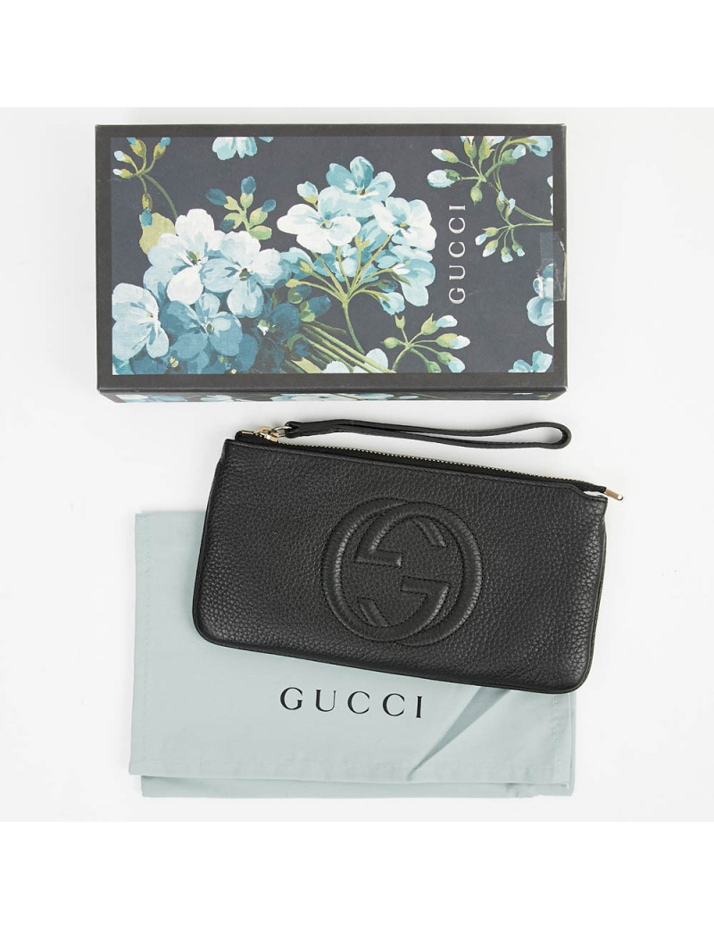Pochette Soho GUCCI cuir grainé noir 