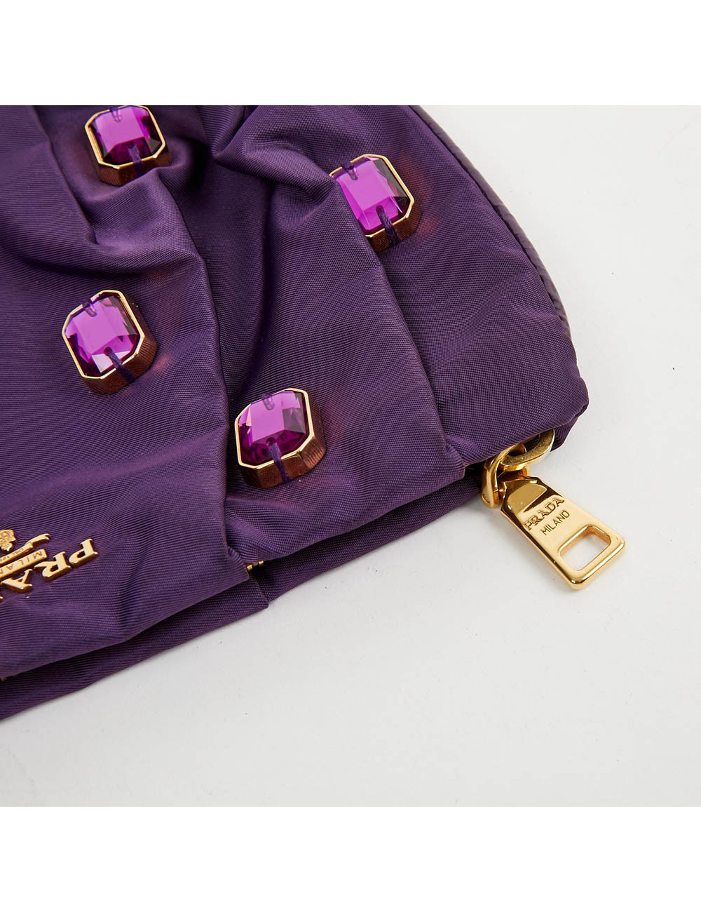 Pochette violette PRADA en soie