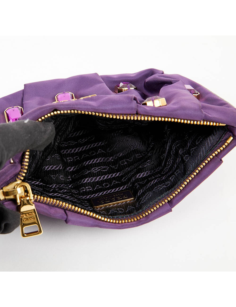 Pochette violette PRADA en soie