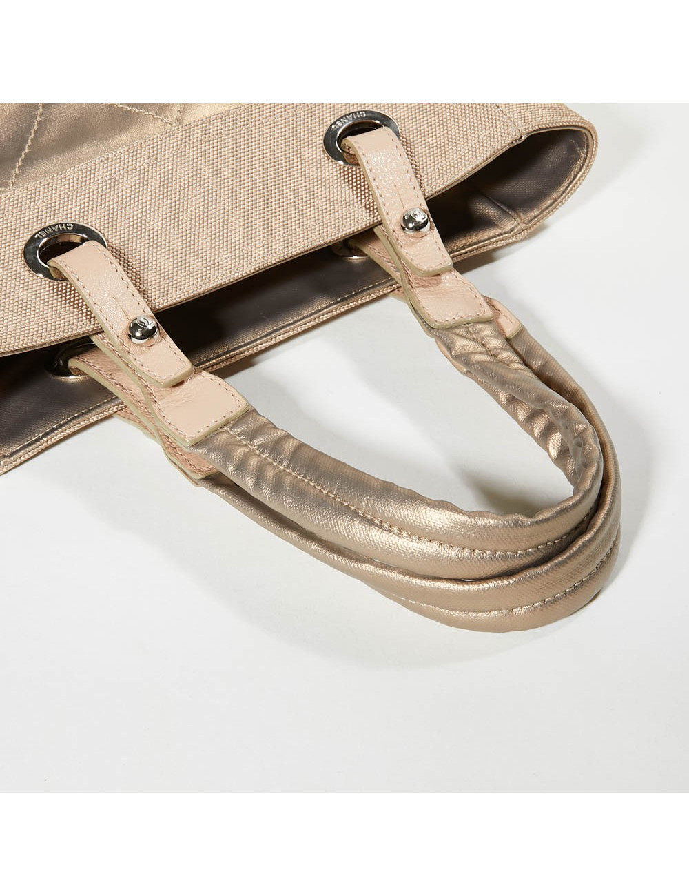 Sac CHANEL toile dorée