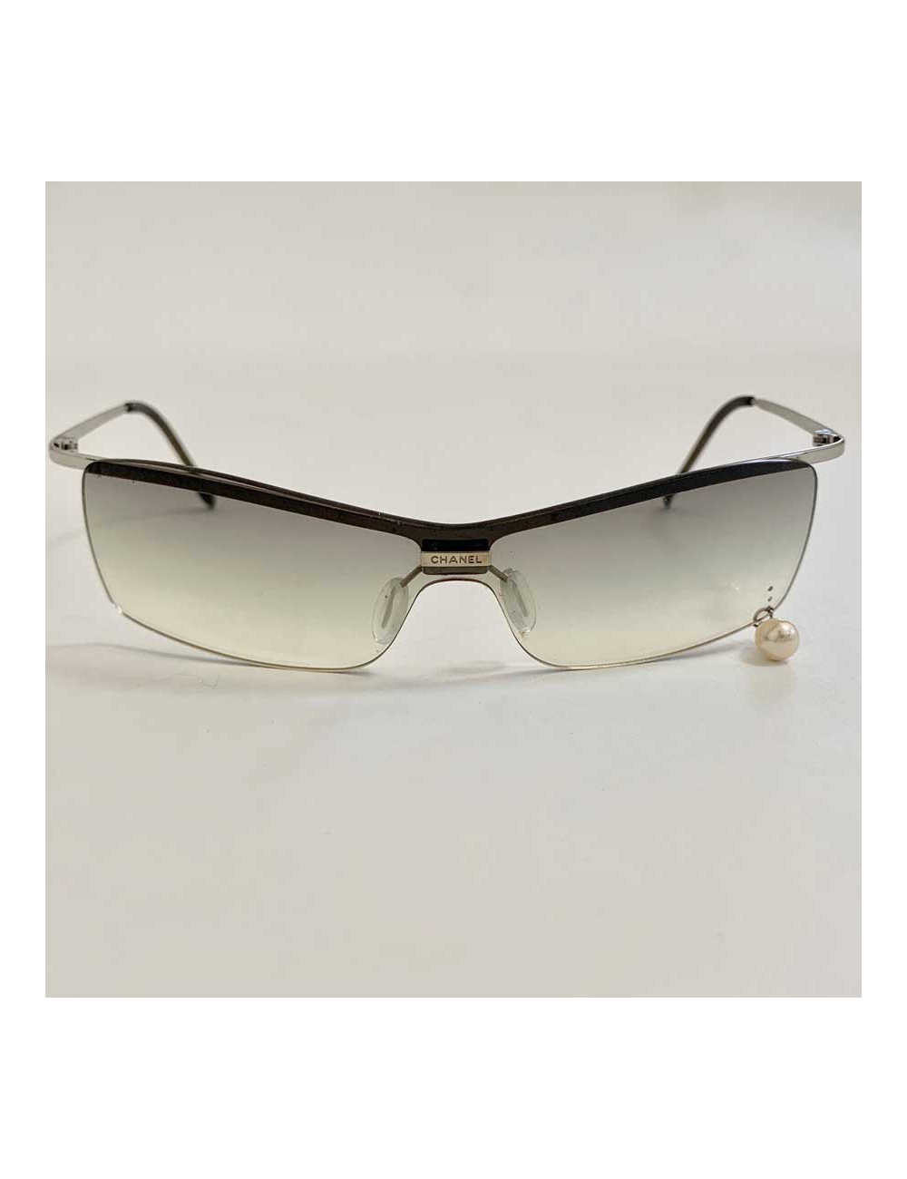 Solaires CHANEL perle