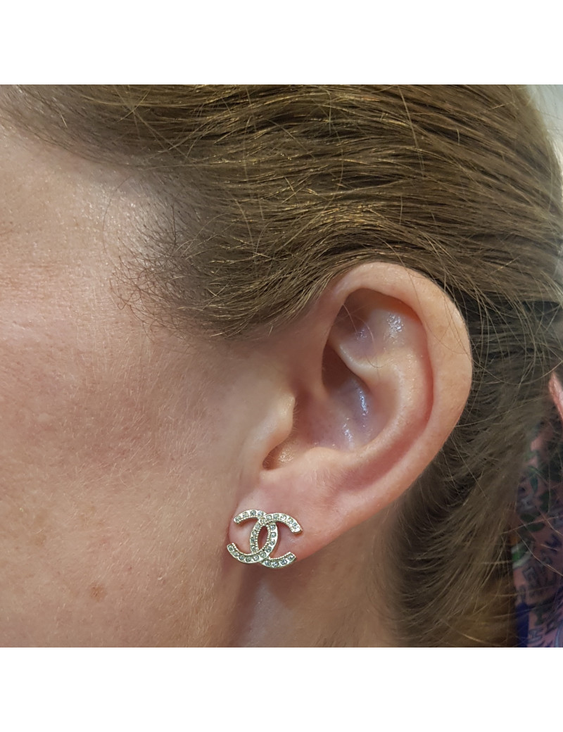Boucles d'oreille CHANEL