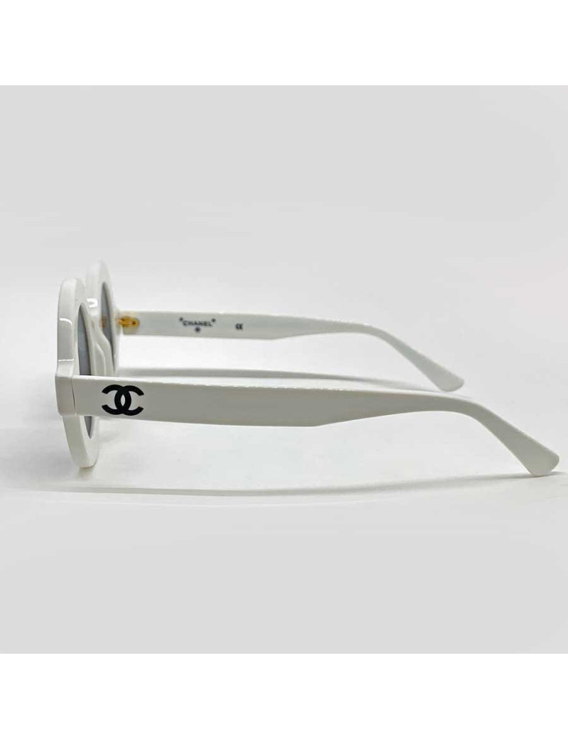 Lunettes de soleil CHANEL "C H A N E  L. P A R I S"