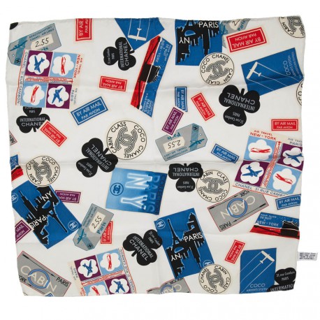Petit foulard CHANEL Collector
