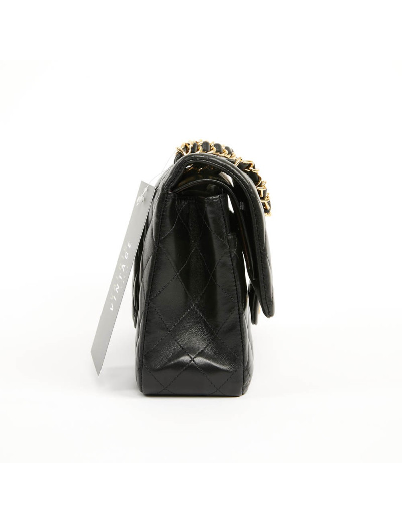 Timeless chanel cuir d'agneau noir 