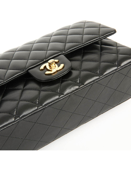 Timeless chanel cuir d'agneau noir 