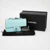 Mini Timeless Chanel cuir lisse turquoise